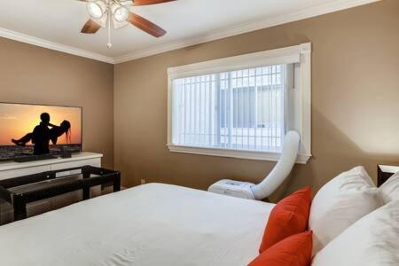Awesome 3Br 2Bth 1 Block To Beach C2 Ньюпорт-Біч Екстер'єр фото